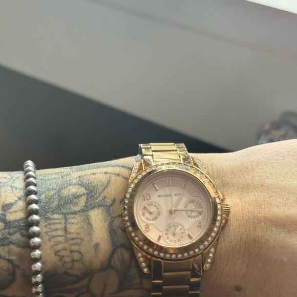 Michael Kors Rose Gold Women's Watch with Crystal Accents - Picture 4 of 4